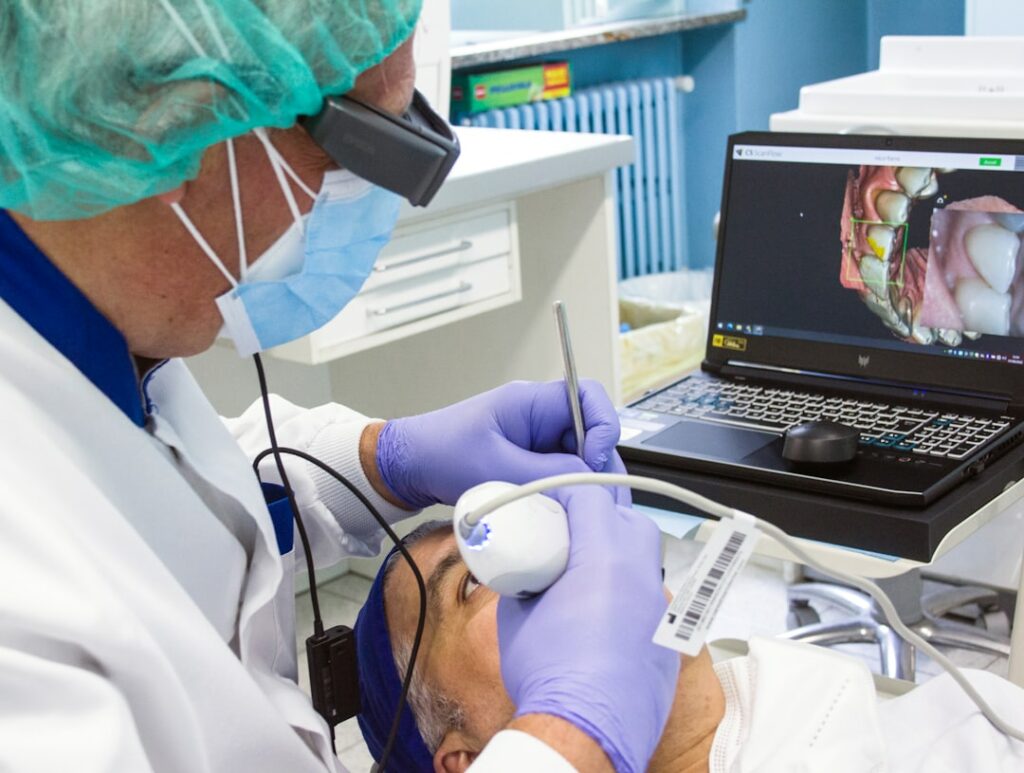 dental surgeon expert intervention - cabinet dentaire