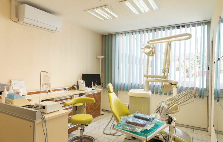 Fauteuil et lampe de blanchiment Philips Zoom du cabinet d'Athis-Mons
