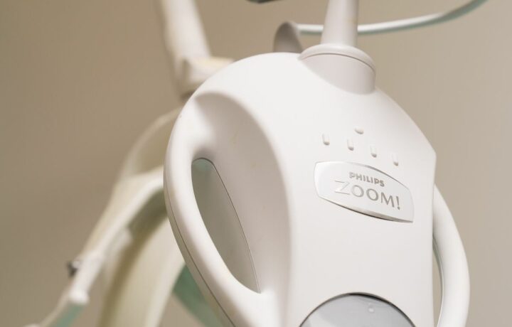 Lampe de blanchiment dentaire Philips Zoom du cabinet d'Athis-Mons